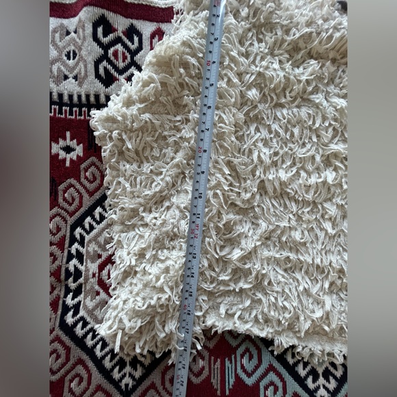 Zara feather effect cream long sleeve sweater size medium - Picture 7 of 9